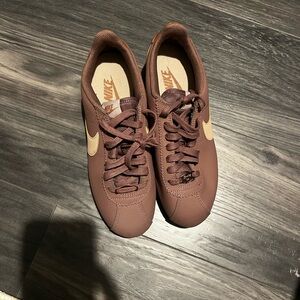 Dusty Rose Nike Cortez Size 9